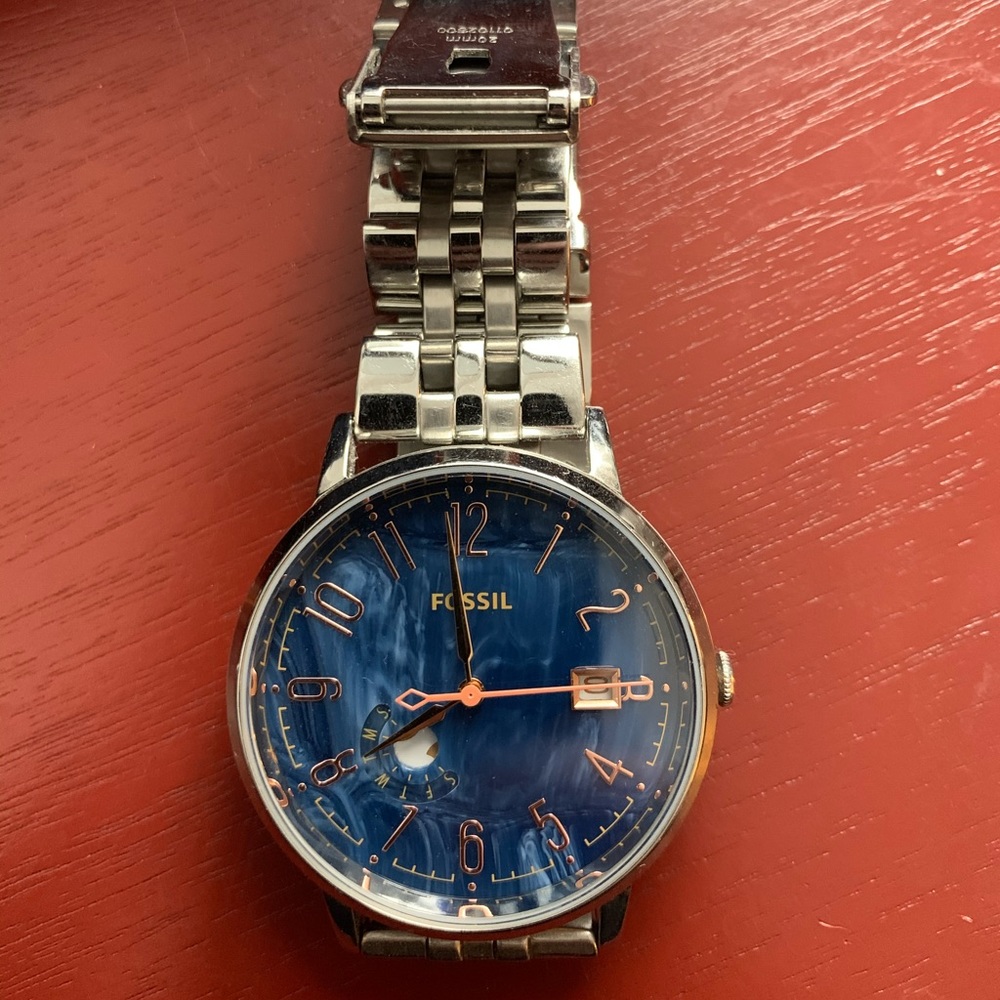 Fossil watch